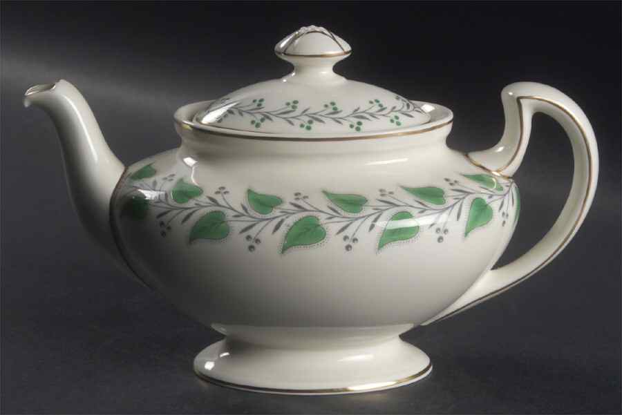 Coventry Green (Green Leaves) Teapot & Lid by Royal Doulton-1