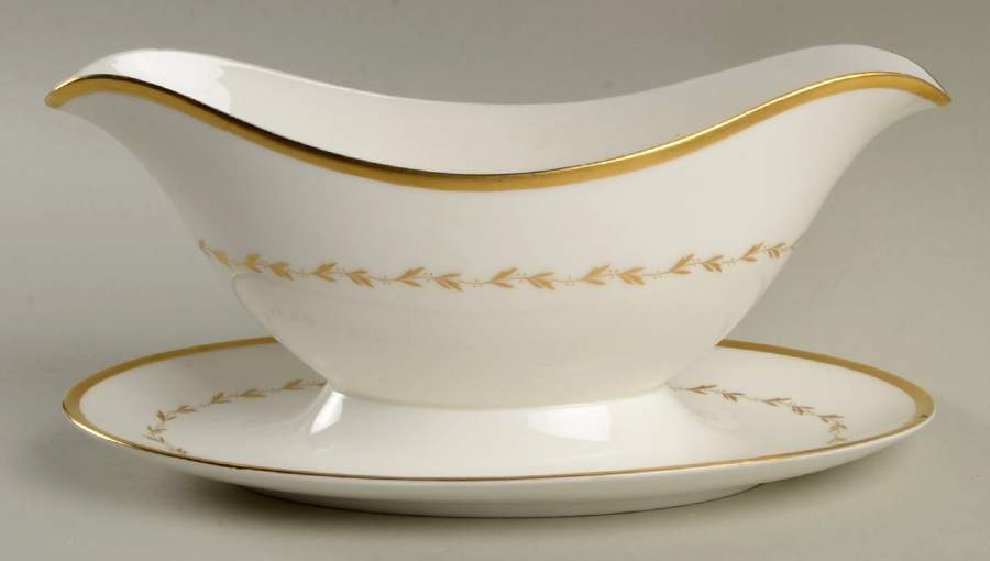 Covington Gravy Boat with Attached Underplate by Royal Doulton-1