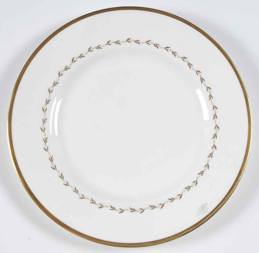 Covington Luncheon Plate by Royal Doulton-1
