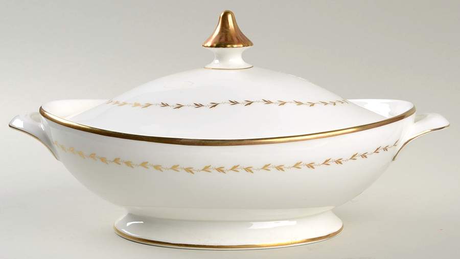 Covington Oval Covered Vegetable by Royal Doulton-1