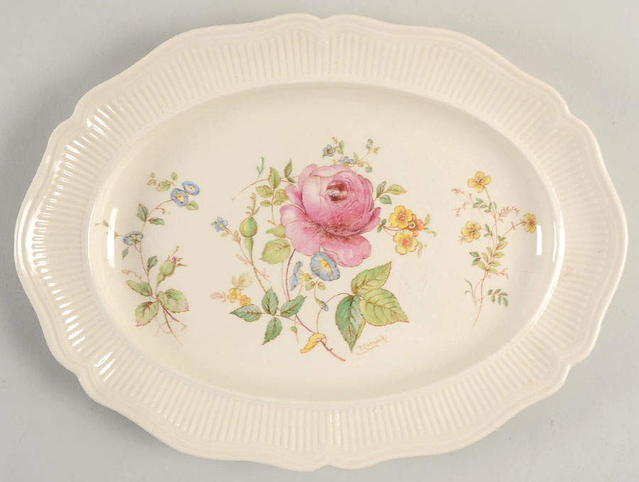 Curnock Rose 12" Oval Serving Platter by Royal Doulton-1