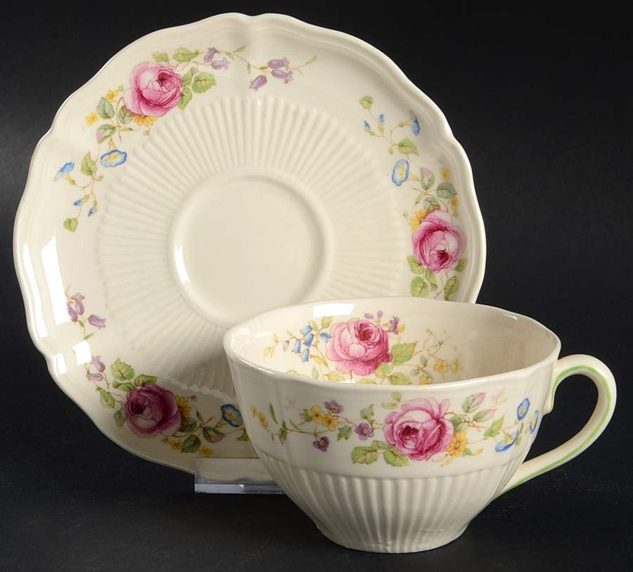 Curnock Rose Flat Cup & Saucer Set by Royal Doulton-1