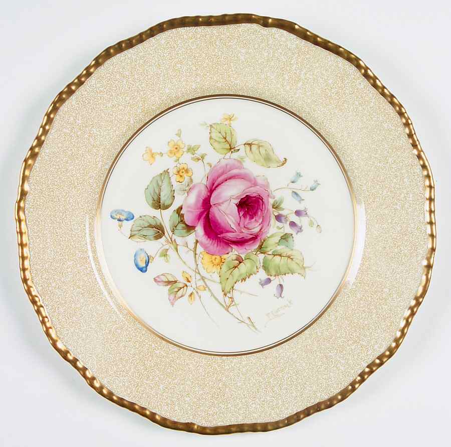 Curnock Rose Dinner Plate by Royal Doulton-1