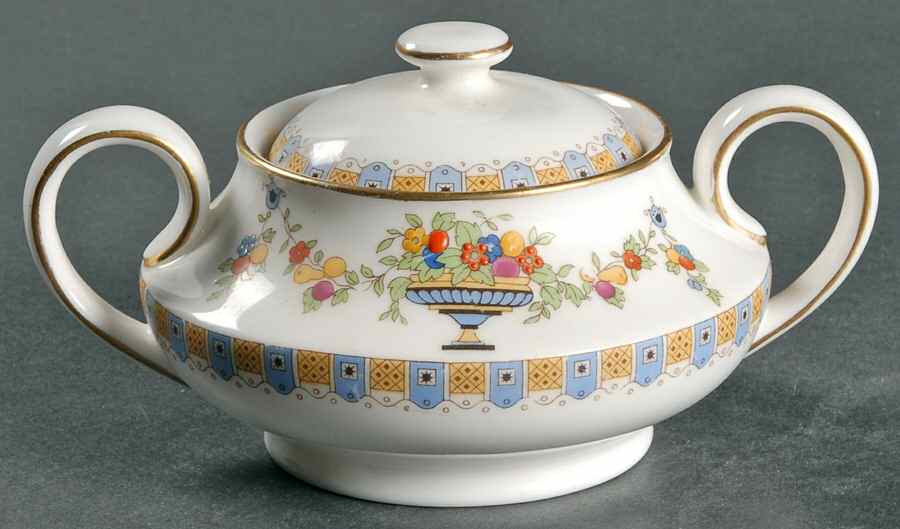 Curzon Sugar Bowl & Lid by Royal Doulton-1