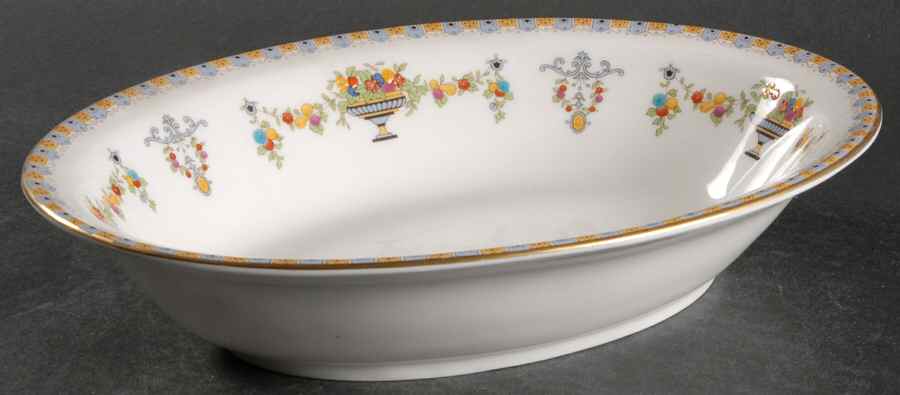 Curzon 10" Oval Vegetable Bowl by Royal Doulton-1