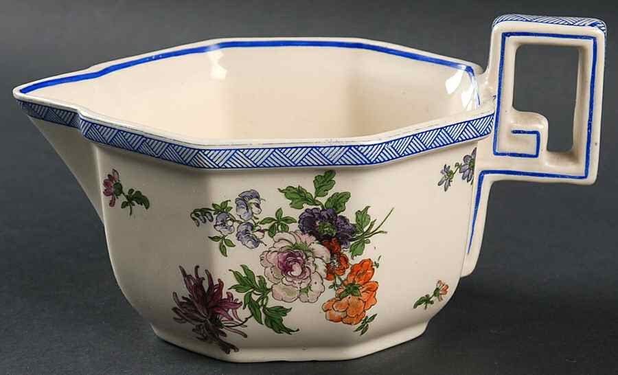 D3823 Gravy Boat by Royal Doulton-1