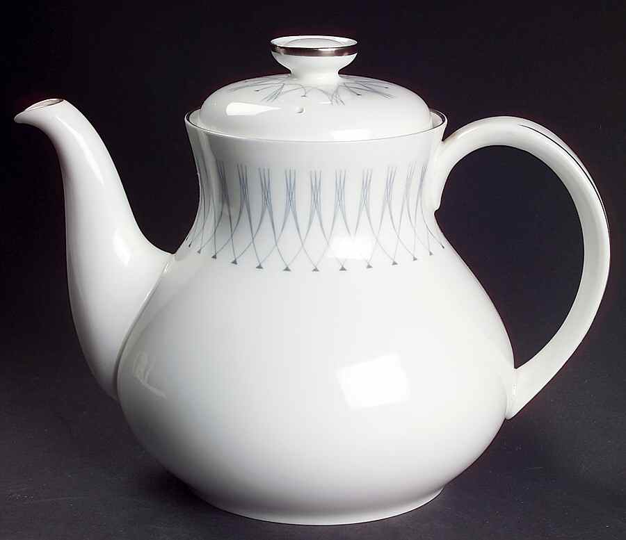 Debut Teapot & Lid by Royal Doulton-1