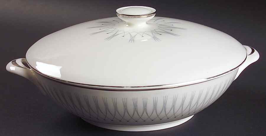 Debut Round Covered Vegetable by Royal Doulton-1