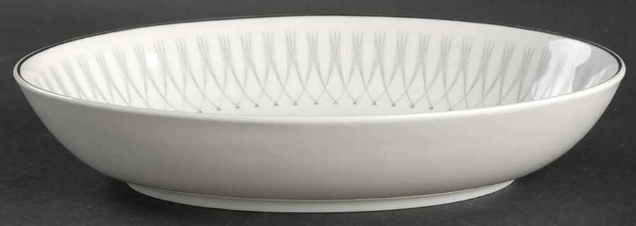 Debut 9" Oval Vegetable Bowl by Royal Doulton-1
