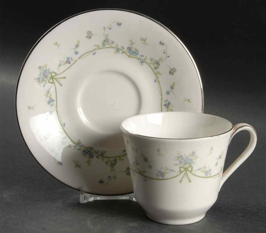 Demure Flat Cup & Saucer Set by Royal Doulton-1