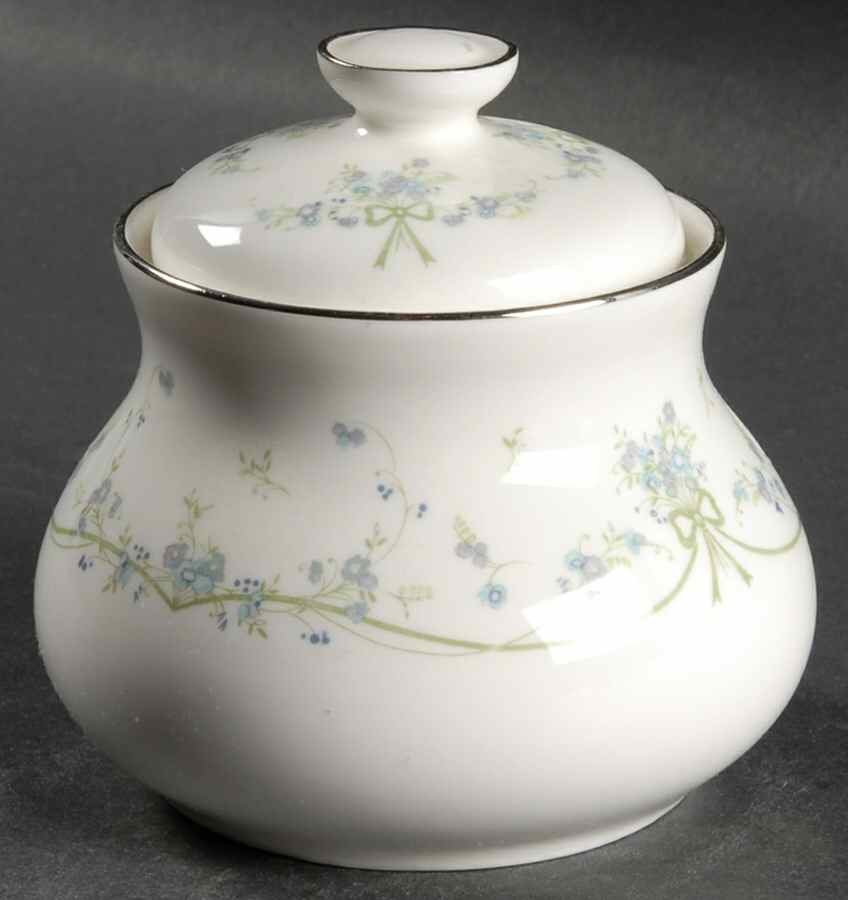 Demure Sugar Bowl & Lid by Royal Doulton-1