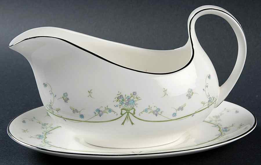 Demure Gravy Boat & Underplate by Royal Doulton-1