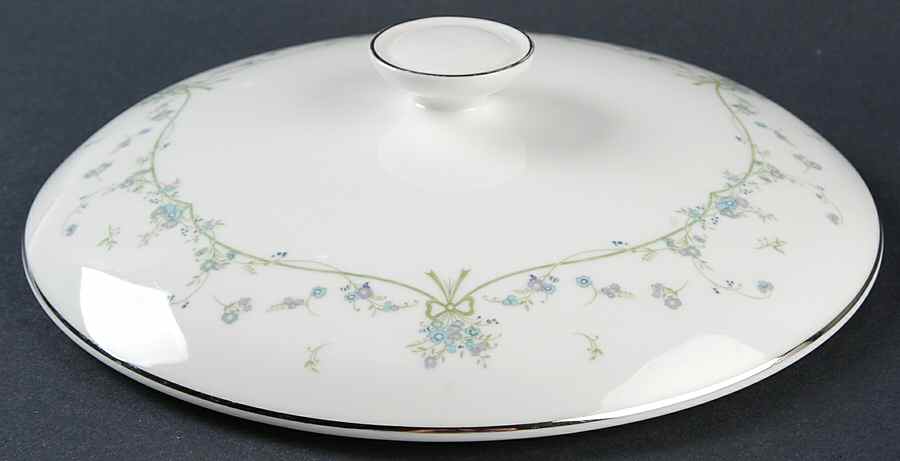 Demure Lid for Round Vegetable by Royal Doulton-1