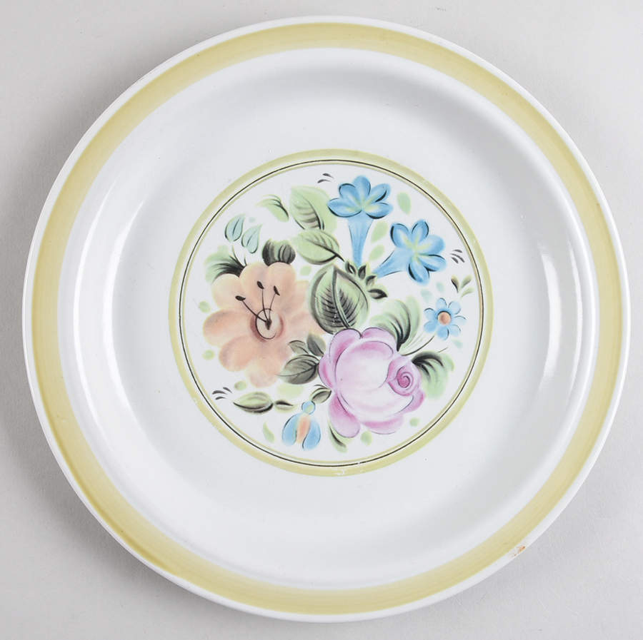 Dubarry Luncheon Plate by Royal Doulton-1