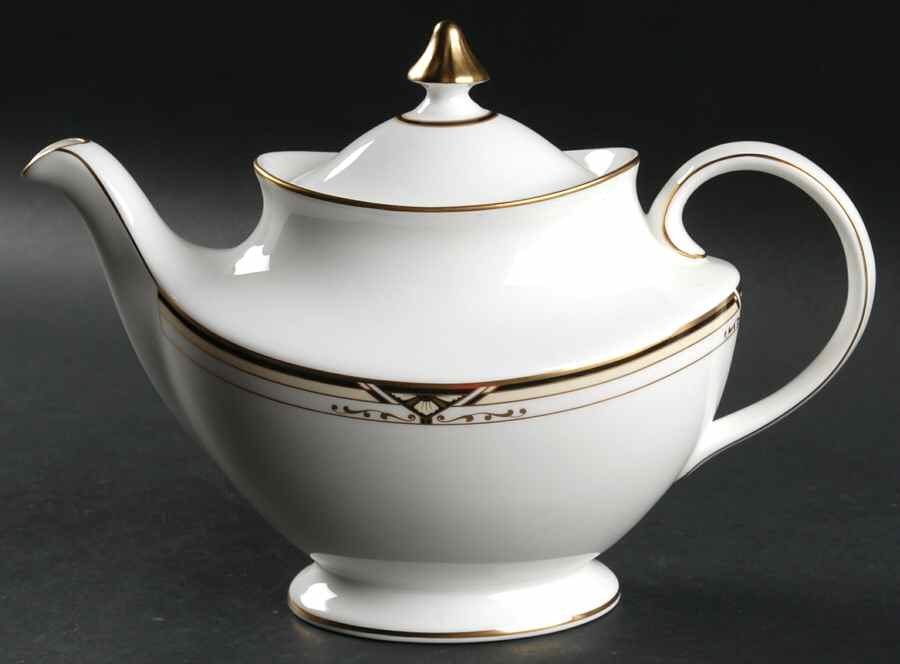 Dumont Teapot & Lid by Royal Doulton-1