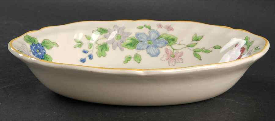 Dunbar 9" Oval Vegetable Bowl by Royal Doulton-1