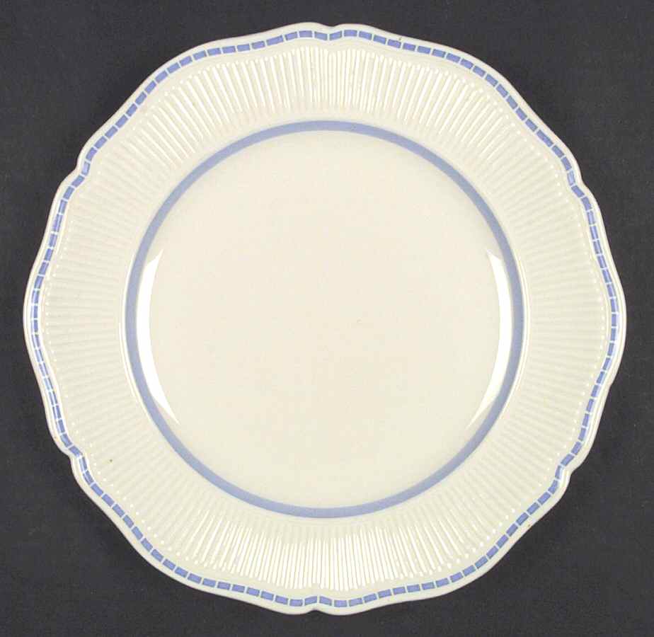 The Durham Dinner Plate by Royal Doulton-1
