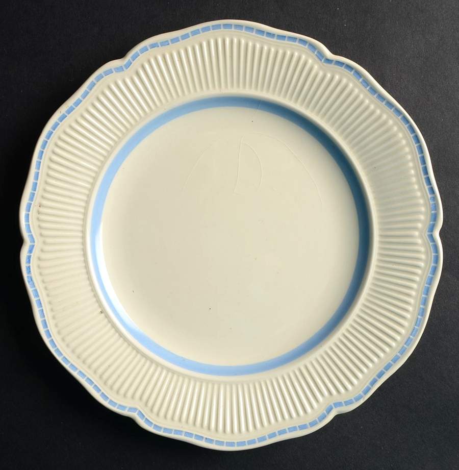 The Durham Dessert/Pie Plate by Royal Doulton-1
