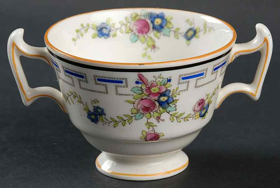 E10000 Footed Bouillon Cup by Royal Doulton-1