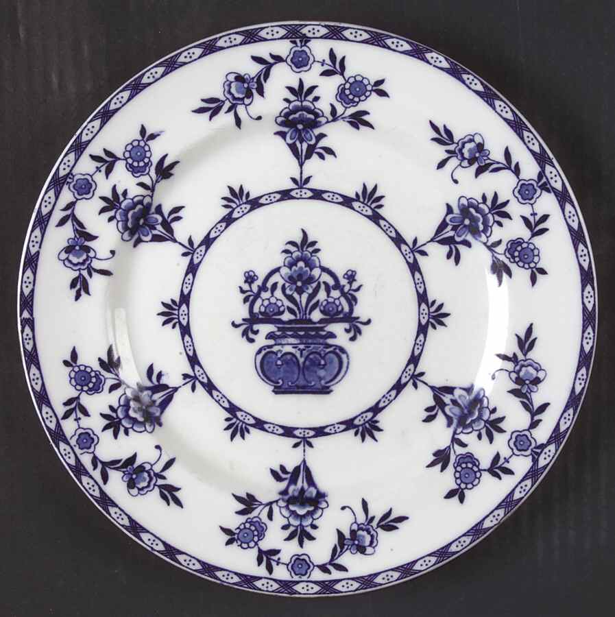 E1430 Luncheon Plate by Royal Doulton-1