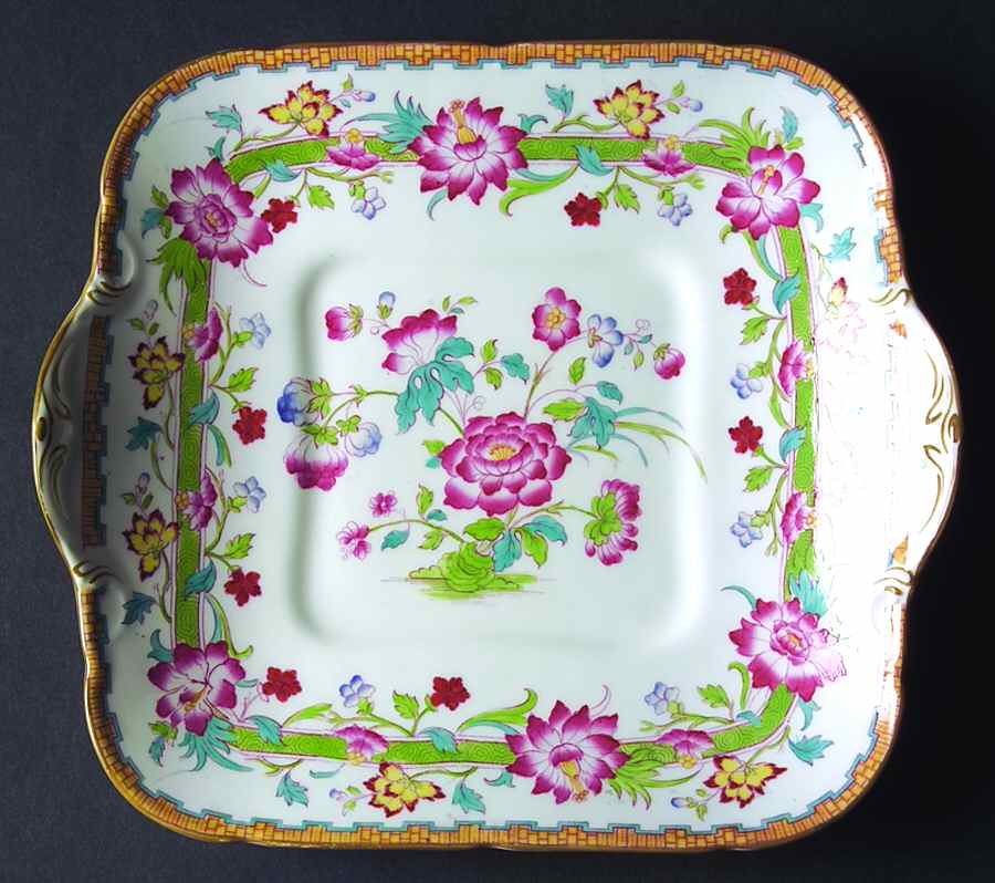 E2924 (Scalloped) Handled Cake Plate by Royal Doulton-1