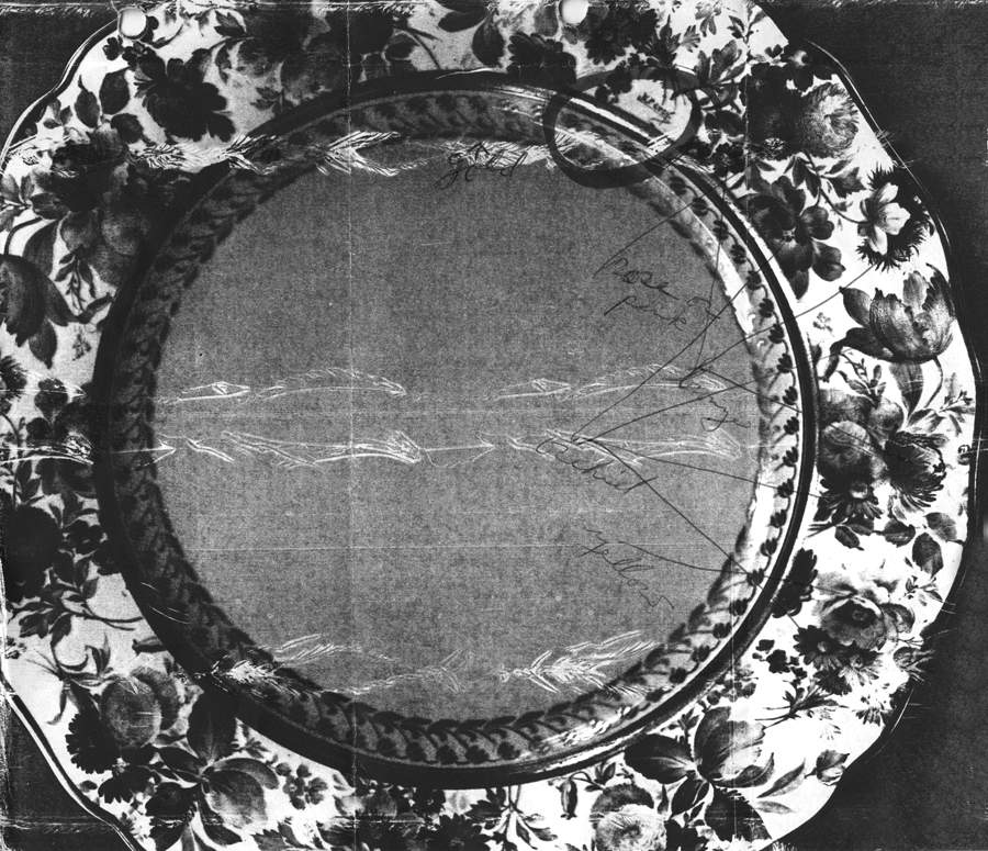 E7526 Dinner Plate by Royal Doulton-1