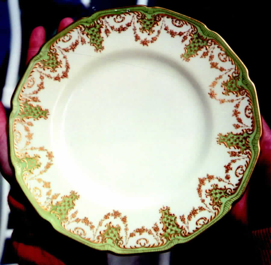 E7550 Dinner Plate by Royal Doulton-1