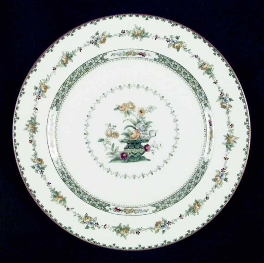 E7626 Luncheon Plate by Royal Doulton-1
