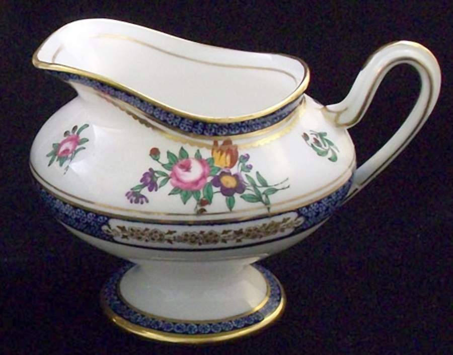 E8042 Creamer by Royal Doulton-1