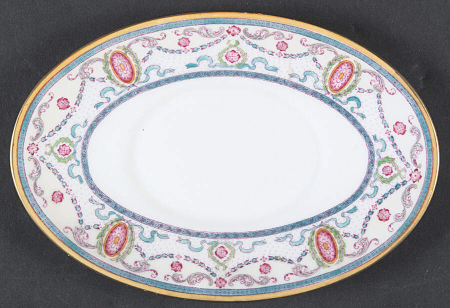 E9627 Underplate for Sauce Boat by Royal Doulton-1