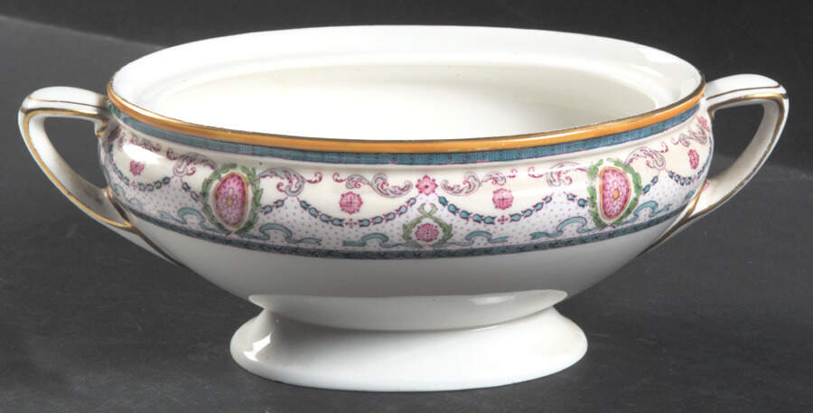 E9627 Sauce Boat No LId by Royal Doulton-1