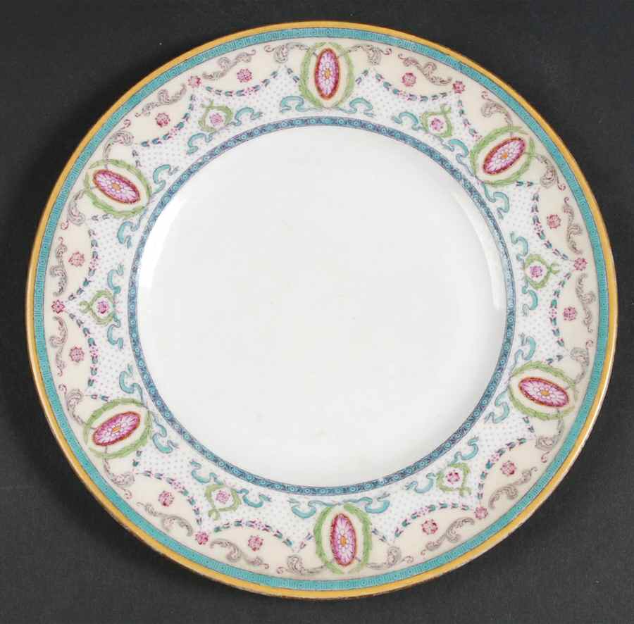 E9627 Luncheon Plate by Royal Doulton-1