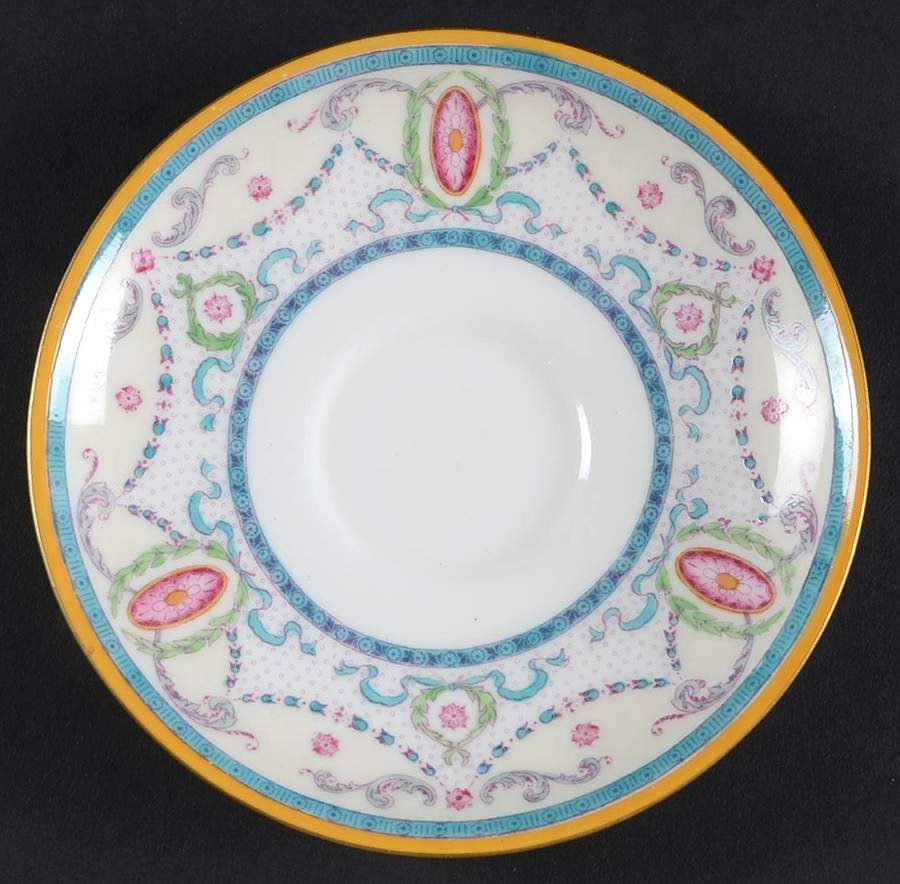 E9627 Saucer by Royal Doulton-1