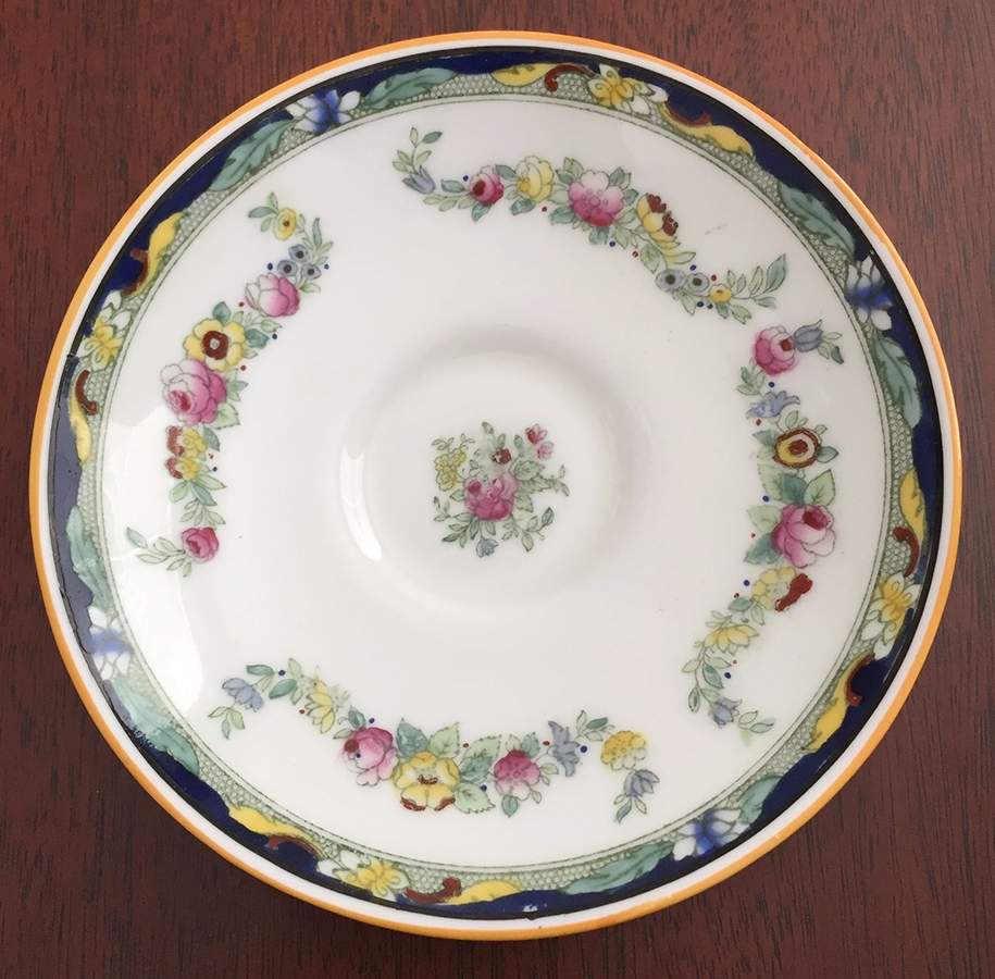 E9751 Saucer by Royal Doulton-1
