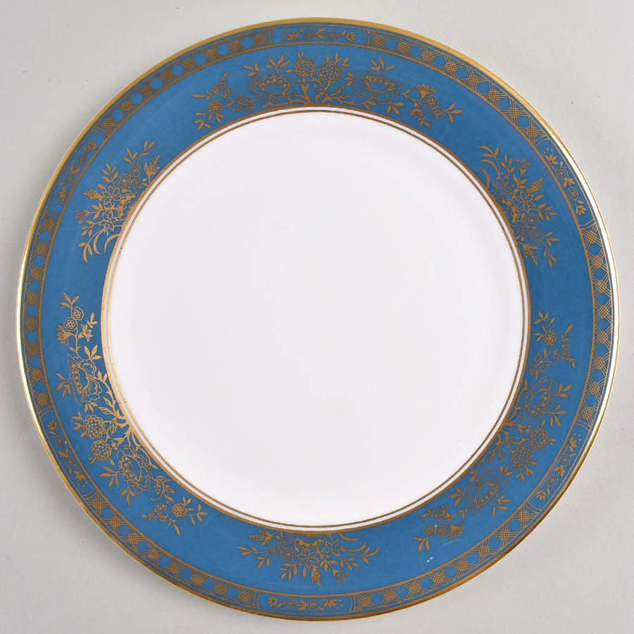 Earlswood Luncheon Plate by Royal Doulton-1