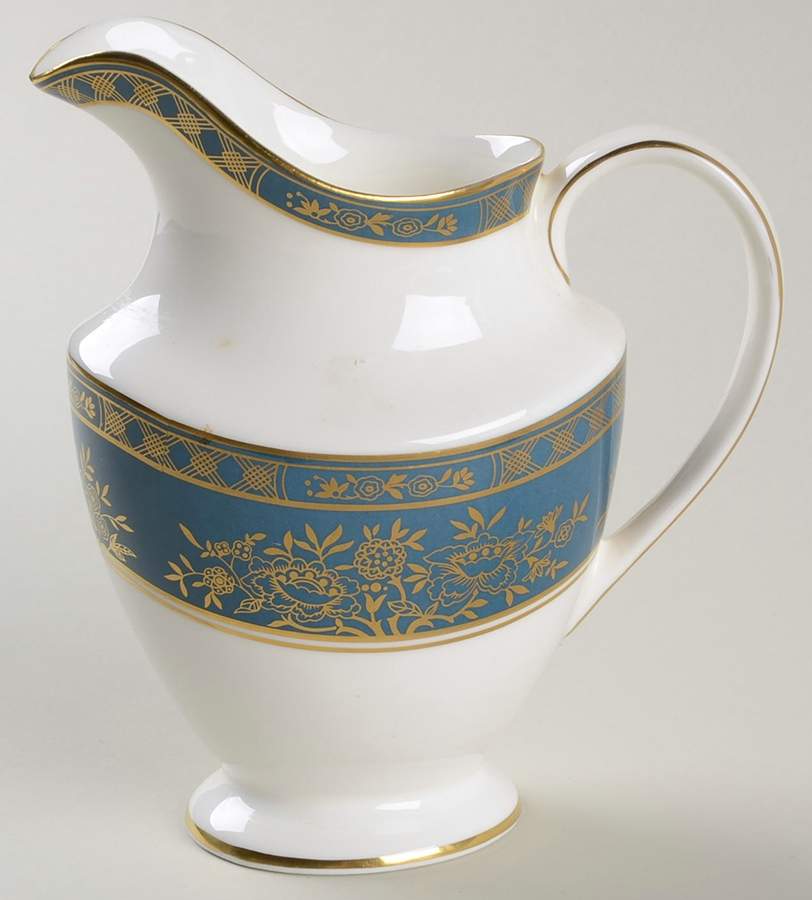 Earlswood Creamer by Royal Doulton-1