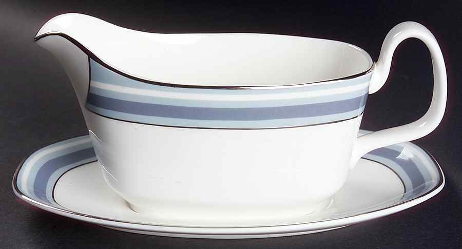 Eastbrook Gravy Boat & Underplate by Royal Doulton-1