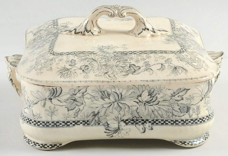 Elaine (Gray, Swirl) Square Covered Vegetable by Royal Doulton-1