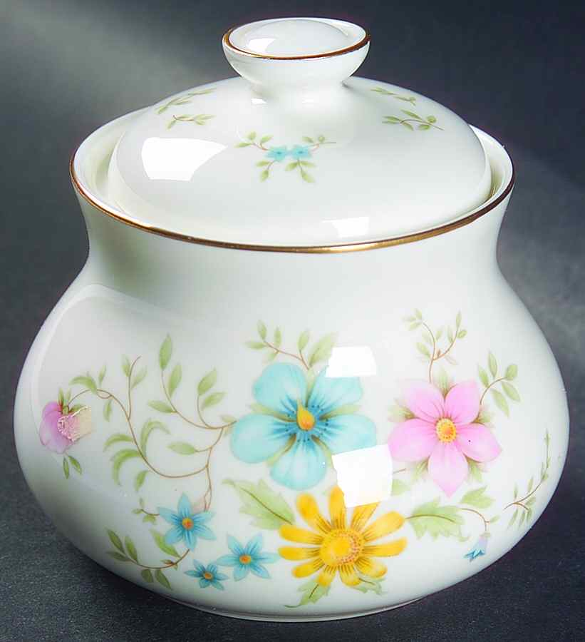 Elegy Sugar Bowl & Lid by Royal Doulton-1
