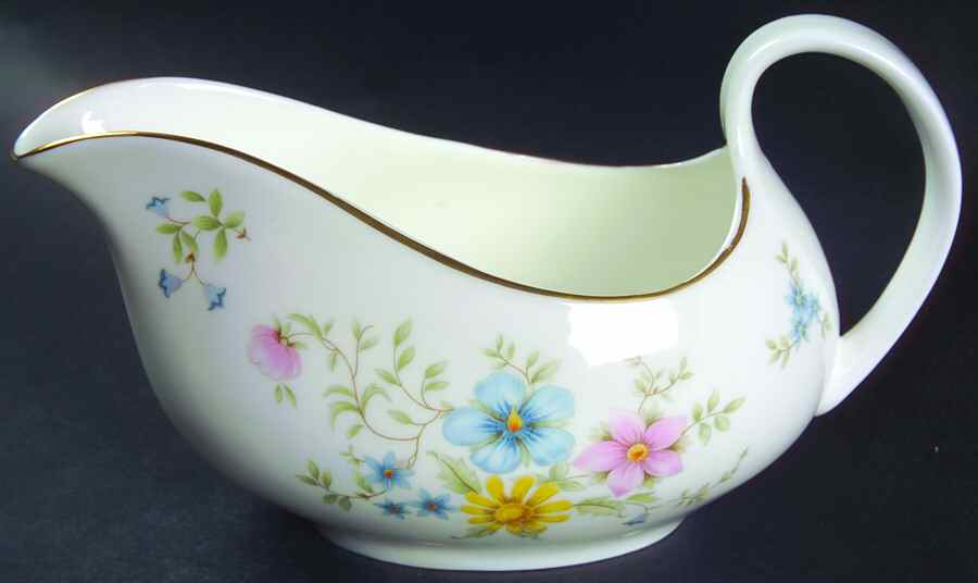 Elegy Gravy Boat by Royal Doulton-1
