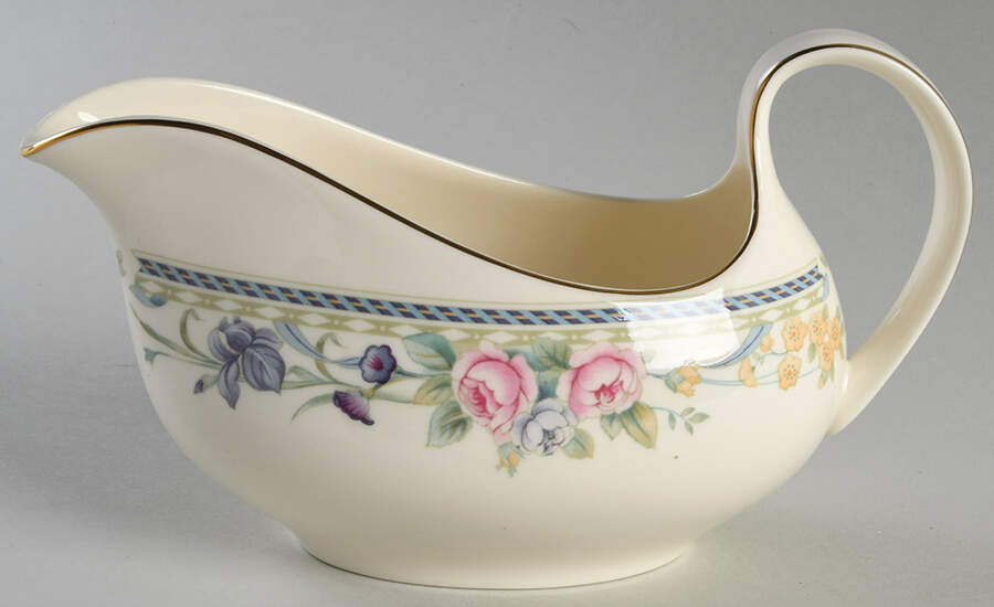 Eleanor Gravy Boat by Royal Doulton-1