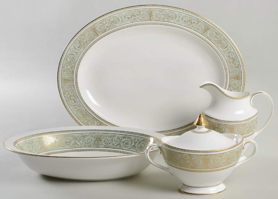 English Renaissance 5 Piece Hostess Set by Royal Doulton-1