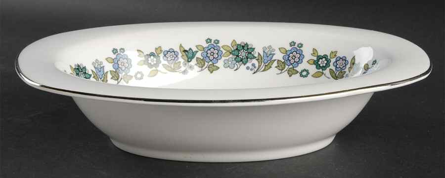 Esprit 11" Oval Vegetable Bowl by Royal Doulton-1