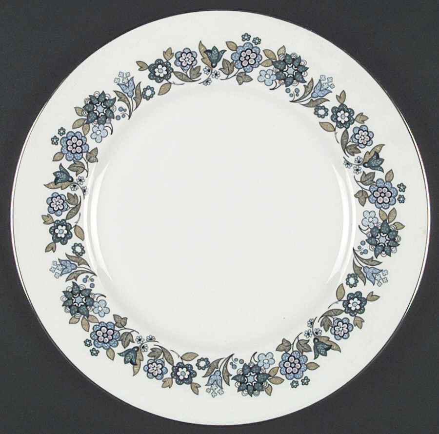 Esprit Dinner Plate by Royal Doulton-1