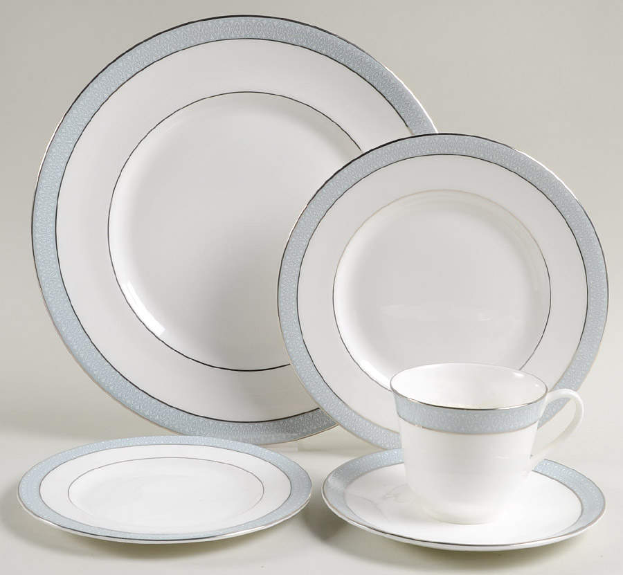 Etude 5 Piece Place Setting by Royal Doulton-1