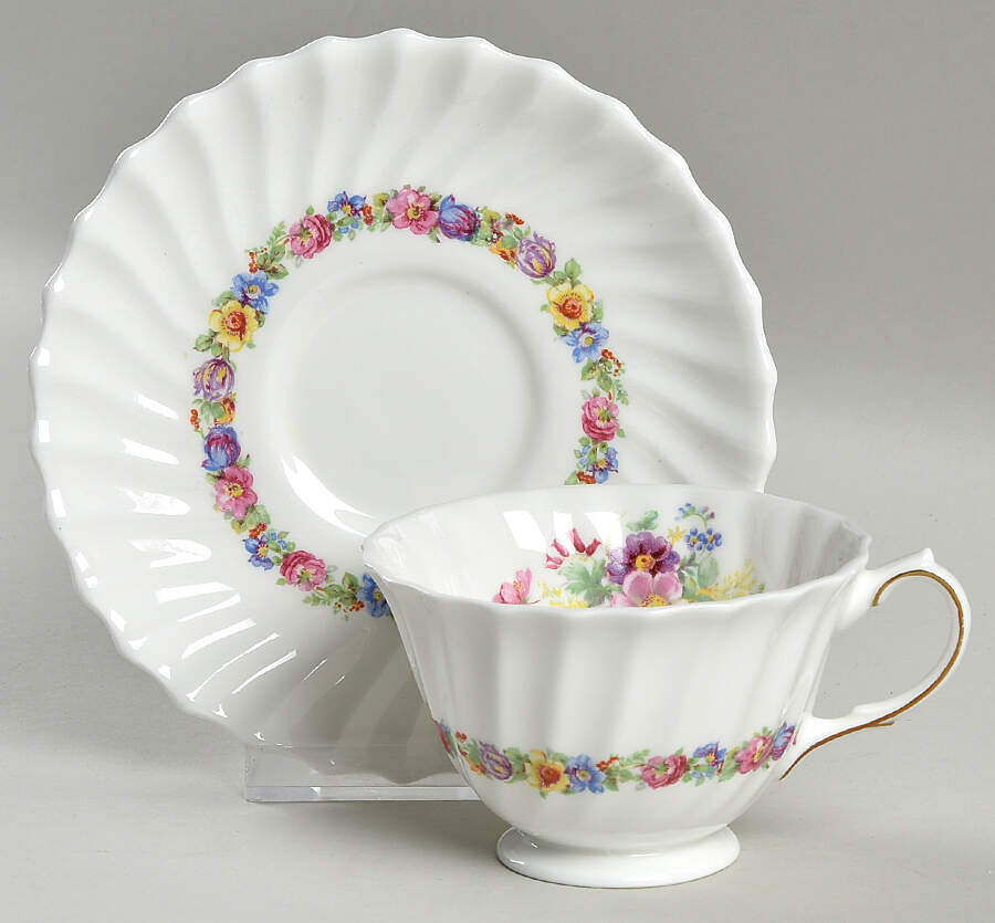 Evesham Footed Cup & Saucer Set by Royal Doulton-1