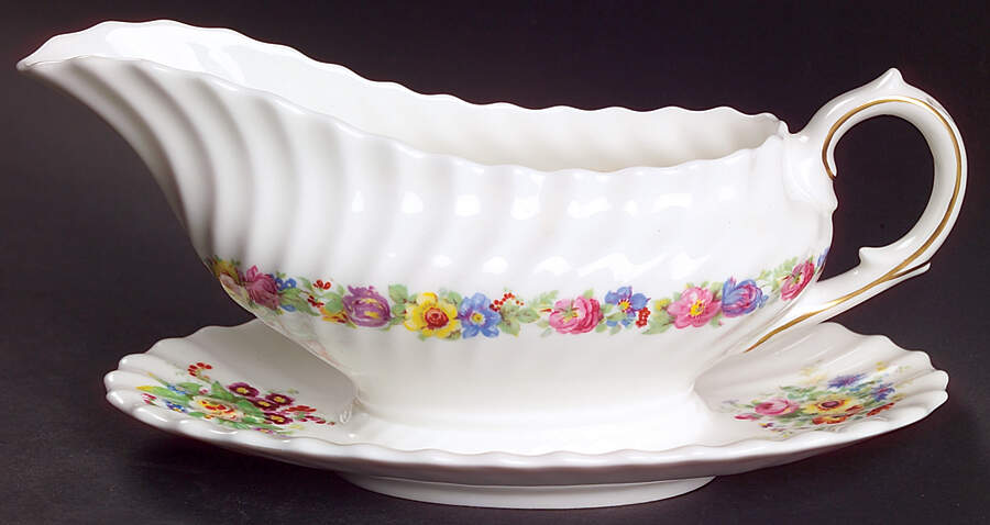 Evesham Gravy Boat with Attached Underplate by Royal Doulton-1