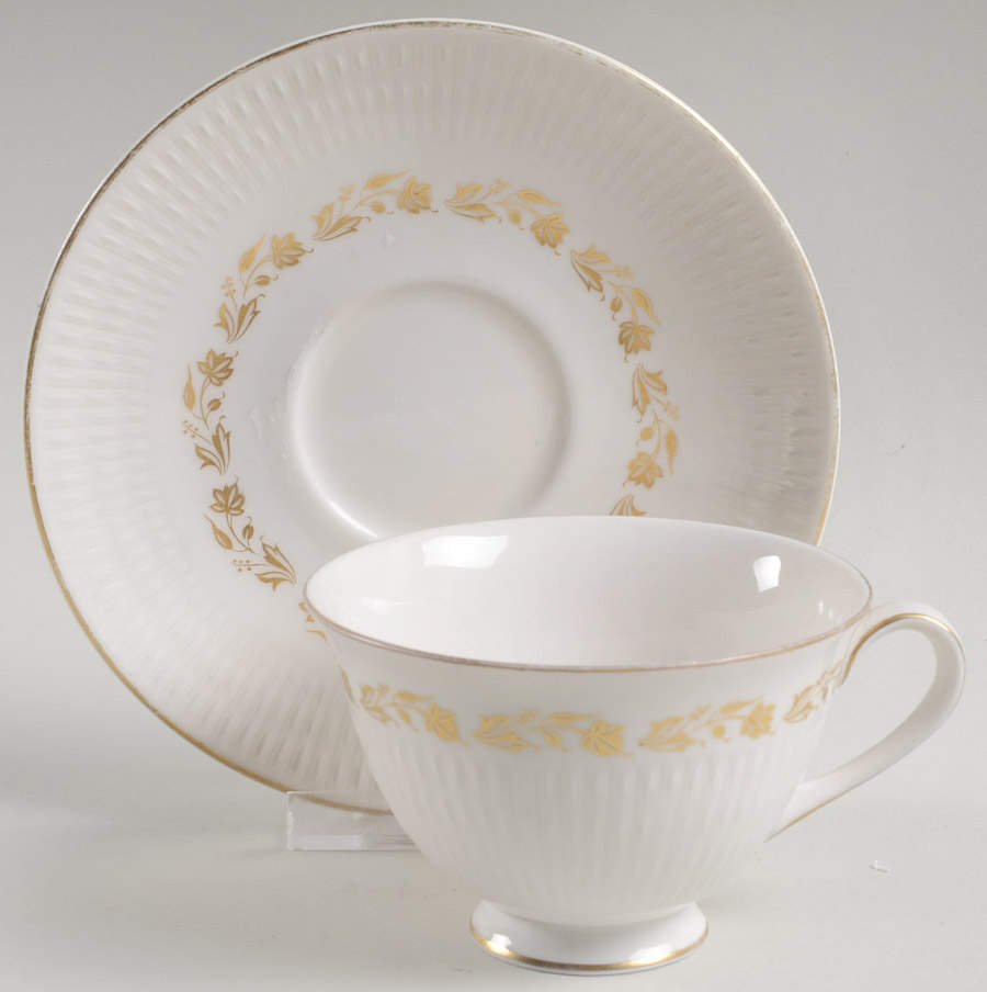Fairfax Footed Cup & Saucer Set by Royal Doulton-1