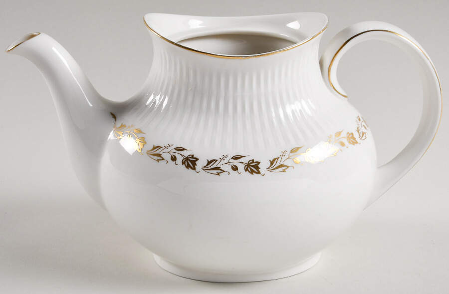Fairfax Teapot No Lid by Royal Doulton-1