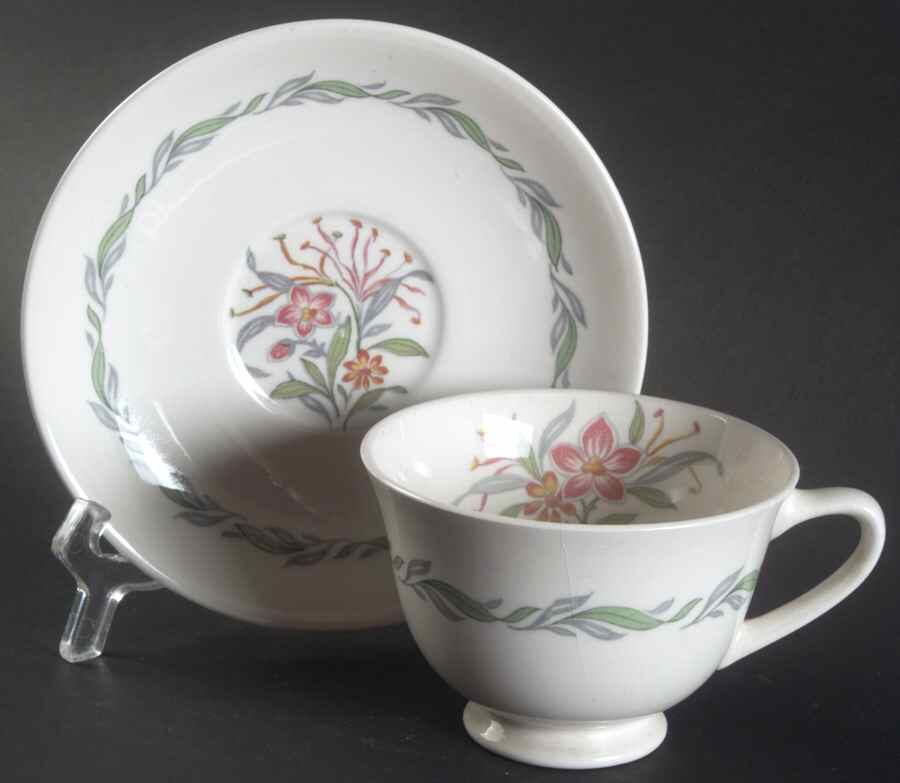 Fairfield Footed Cup & Saucer Set by Royal Doulton-1